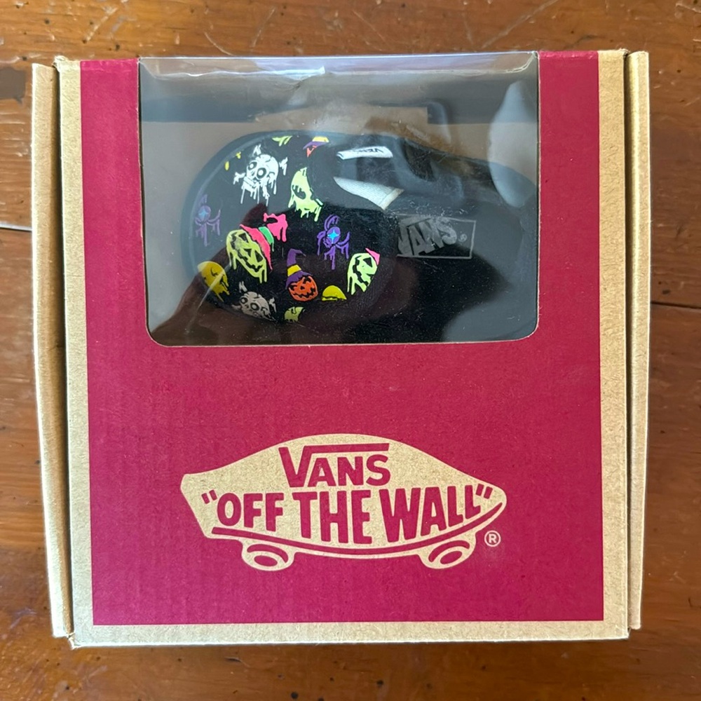 Vans glow in the dark Halloween spooky baby shoes Sz 1 Velcro